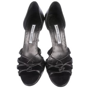 Manolo Blahnik Gun Metal Heels